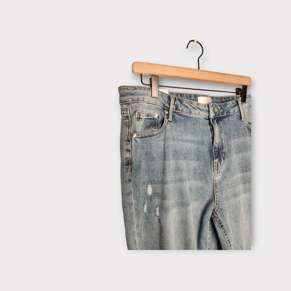 Rachel Parcell Womens Girlfriend Jeans 34 Light Wash Distressed Relaxed Fit - Picture 3 of 7